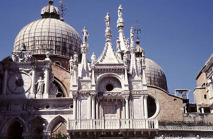 Italy - Venice Photos - Palazzo Ducale - Balcony