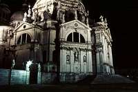 Venice photos - Basilica Santa Maria della Salute at Night