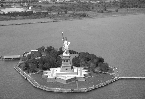 New York City photos -Statue of Liberty
