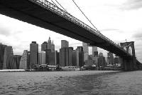 New York City photos - Waterfront Park - View onto Brooklyn Bridge